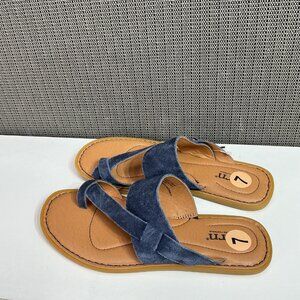 Blue Veda Leather Toe-Loop Sandals Size 7M Women's